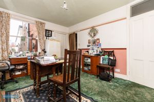 Dining Room- click for photo gallery